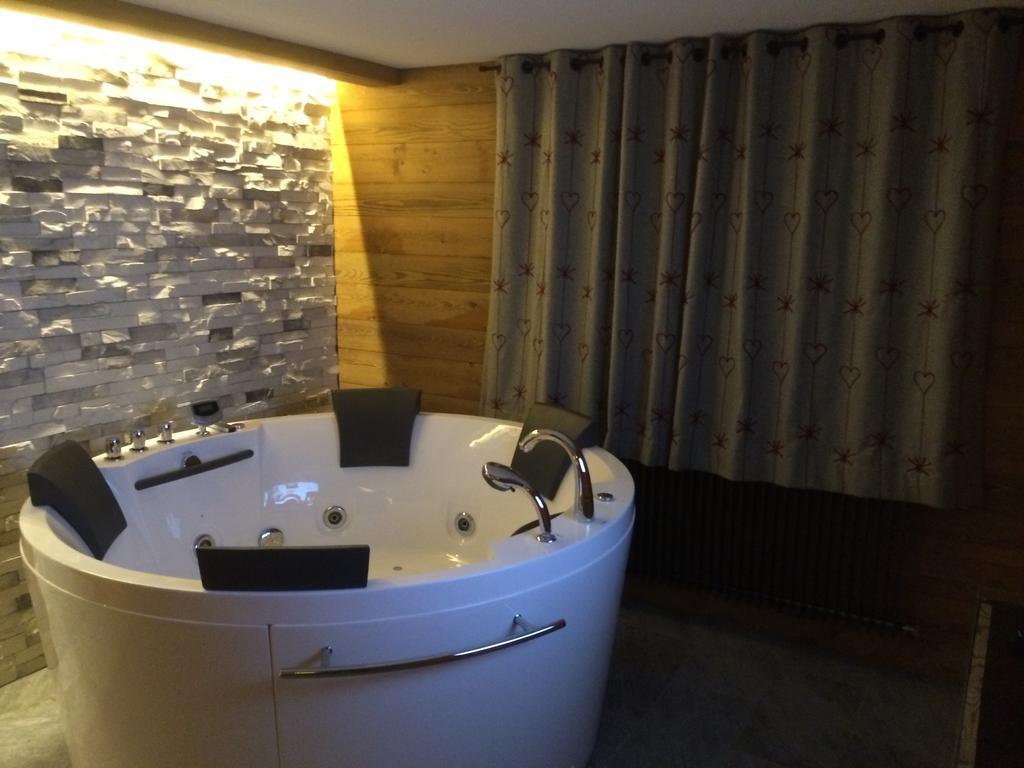 Le Chalet De L'Atelier - Le Nord Champéry Værelse billede
